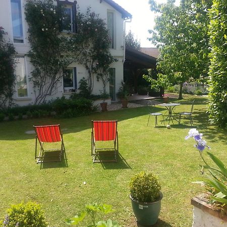 Le Cerisier Bed & Breakfast Mareil-Marly Exterior foto